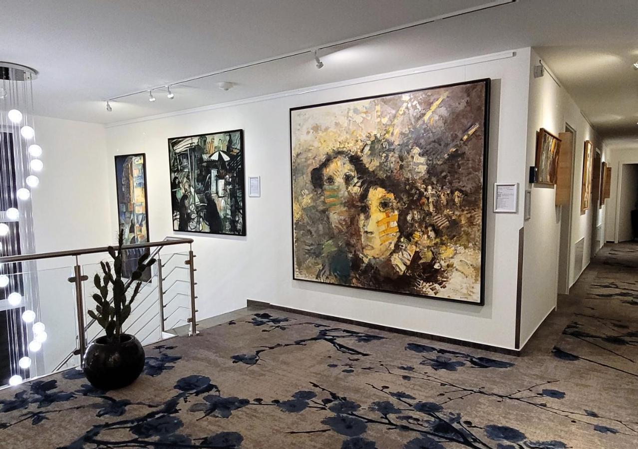 Art & Galerie Hotel Lenz Plauer See Fuenfseen エクステリア 写真