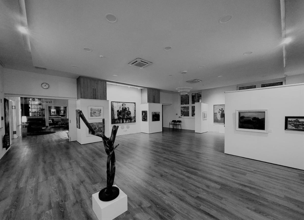 Art & Galerie Hotel Lenz Plauer See Fuenfseen エクステリア 写真